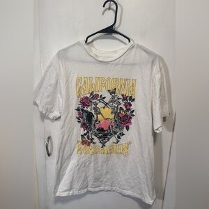 California Dreamin' Graphic Women’s Tee - White with Yellow & Pink